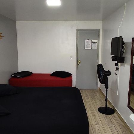 Guest House Renascer K&W 卡波布里奥 外观 照片